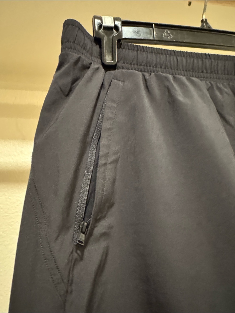 2-Pack ALO Yoga Men's Black Athletic Shorts | Size M - Picture 5 of 12
